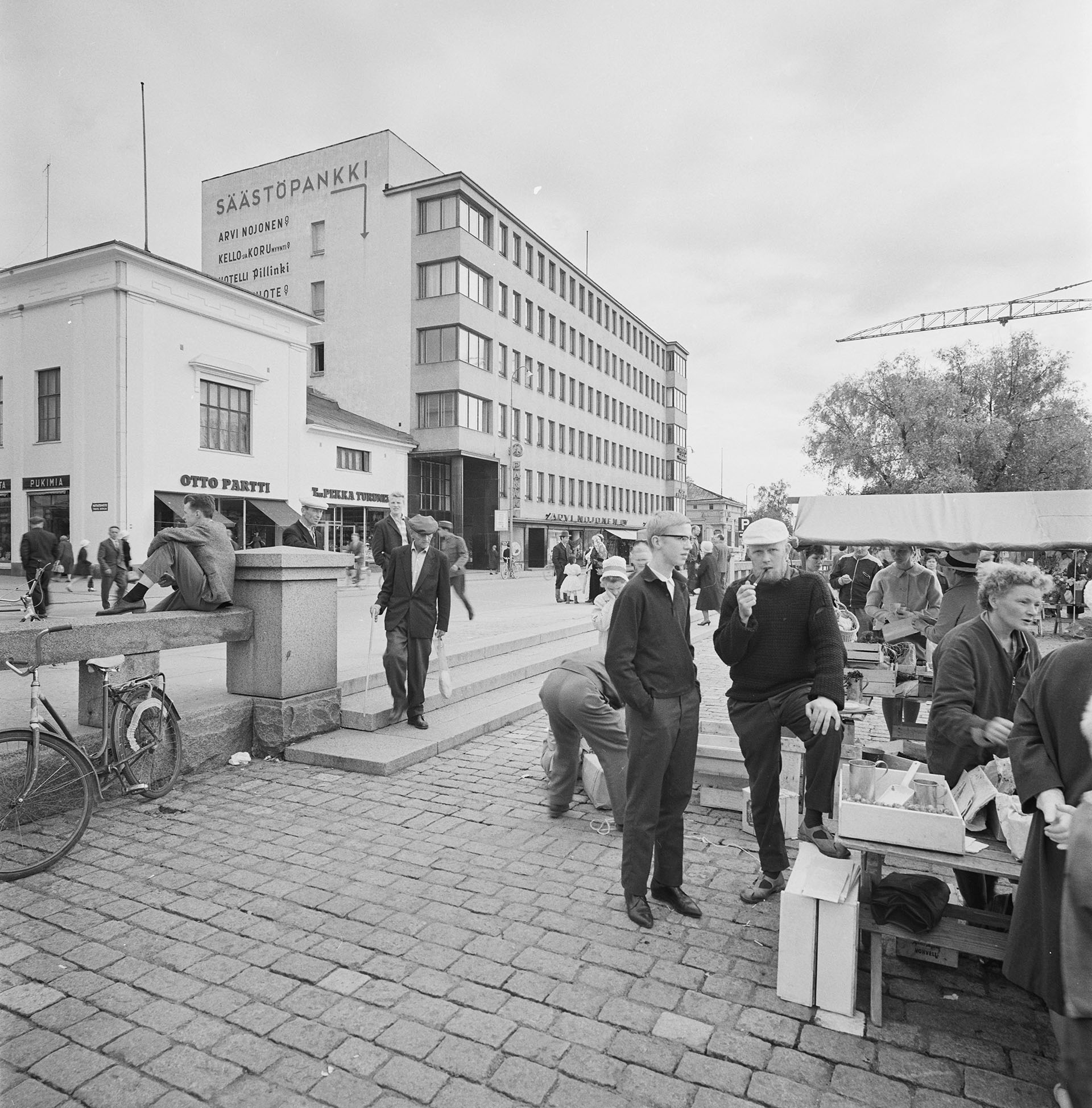 1961, Näkymä Mikkelin torilta, Mikkelin kaupungin museot, valokuvaaja Kyytinen Pekka
